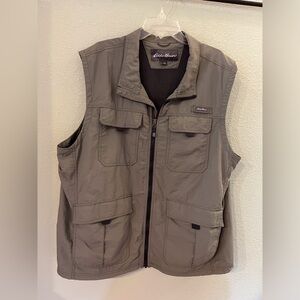 Eddie Bauer Men's Green Utility Vest